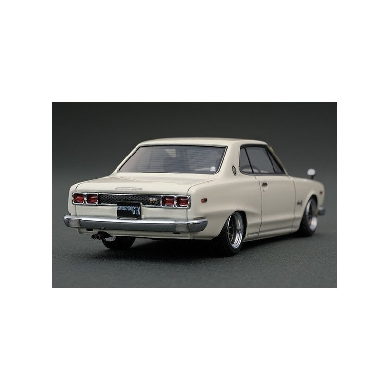 Nissan Skyline 2000 GT-X (KGC10) White