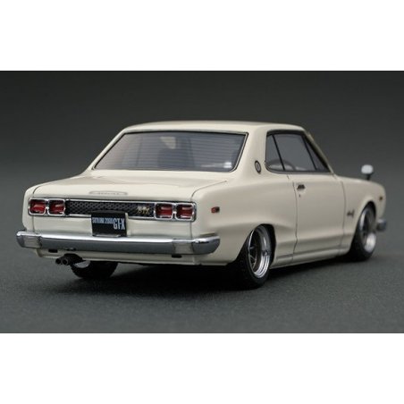 Nissan Skyline 2000 GT-X (KGC10) White