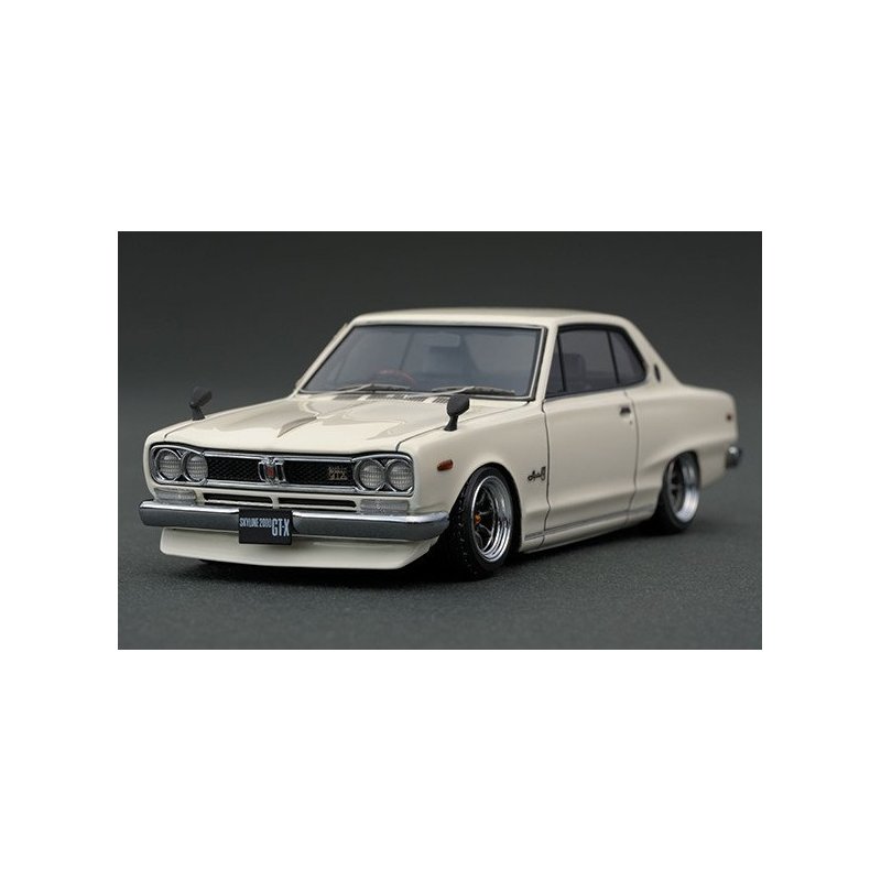 Nissan Skyline 2000 GT-X (KGC10) White