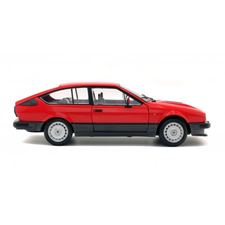 ALFA ROMEO GTV6 - RED 1/18 ALFA ROMEO GTV6 - RED 1/18