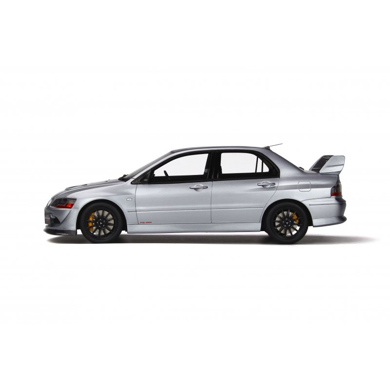 Mitsubishi Lancer Evo 8 MR FQ-400