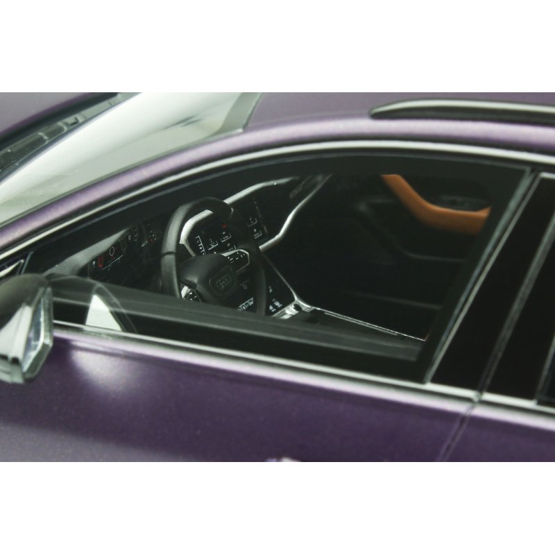 AUDI RS6 AVANT MERLIN PURPLE MATTE