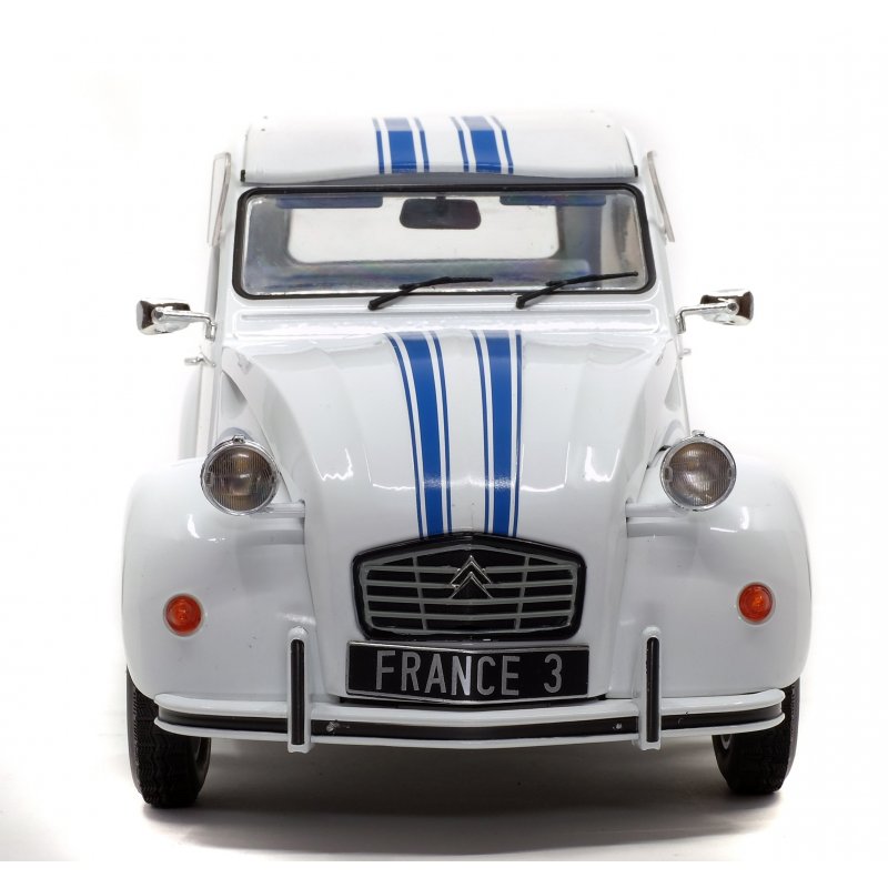 CITROEN 2CV FRANCE 3