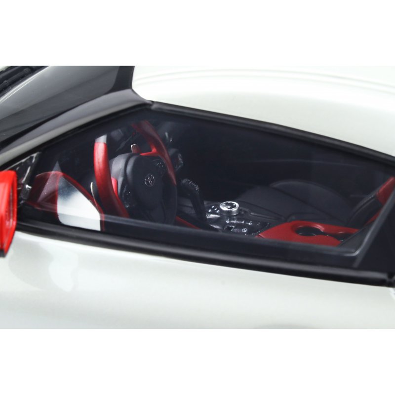 TOYOTA SUPRA GR FUJI SPEEDWAY EDITION BLANC  2020