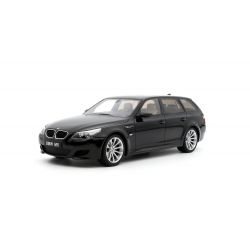 BMW E61 M5 Black Saphire...