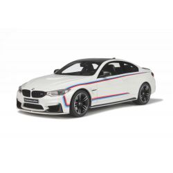 BMW M4 Pack Performance White