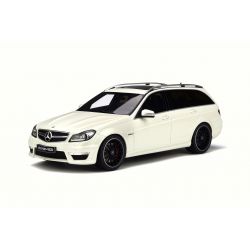 Mercedes Benz C63 AMG...