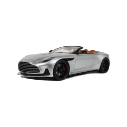 Aston Martin DB12 Volante...
