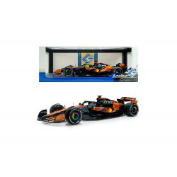 McLaren MCL39 O.Piastri 81...